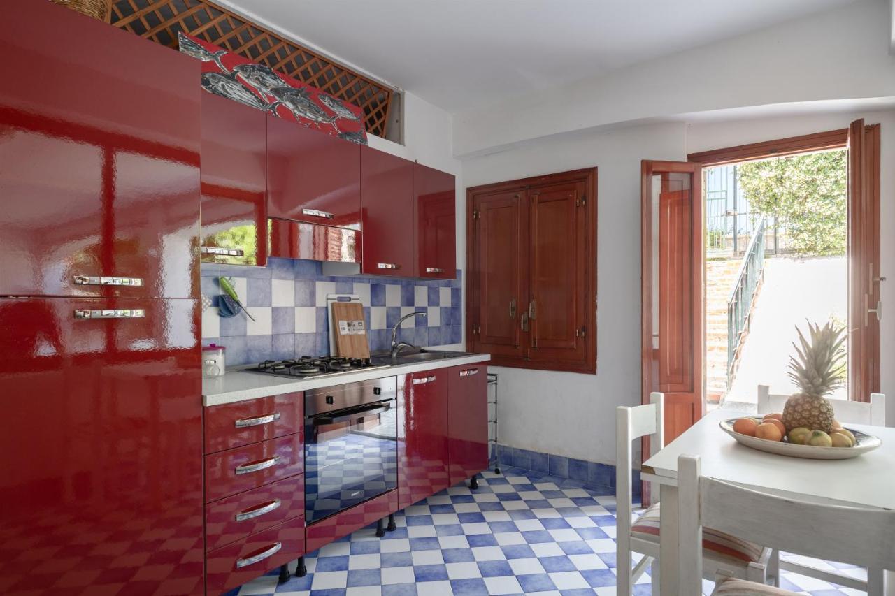 La Cueva Dello Scirocco By Domusicily Apartment Мондело Екстериор снимка